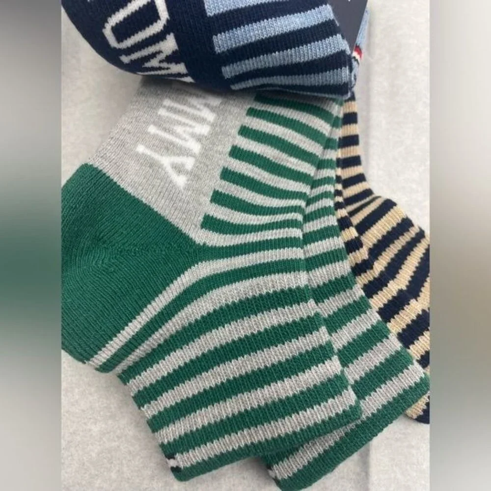 KIDS~TOMMY HILFIGER ~QUATER TOP SOCKS 3- PACK.